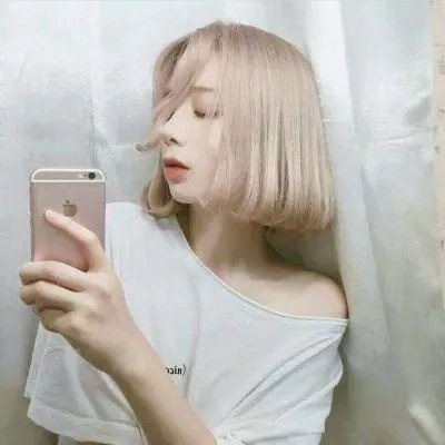 泳池